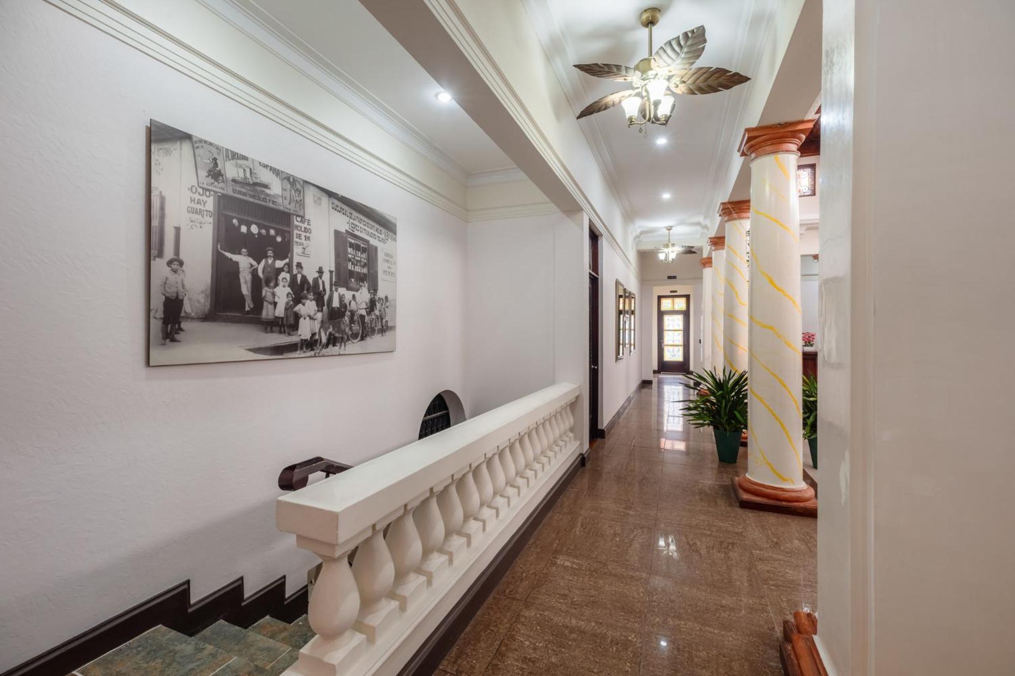 Hotel Majestad San José Extérieur photo